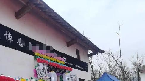 太惨了！2025年，山西一位九十多岁老人走了，在外打工的儿子们赶回家办丧事。谁能