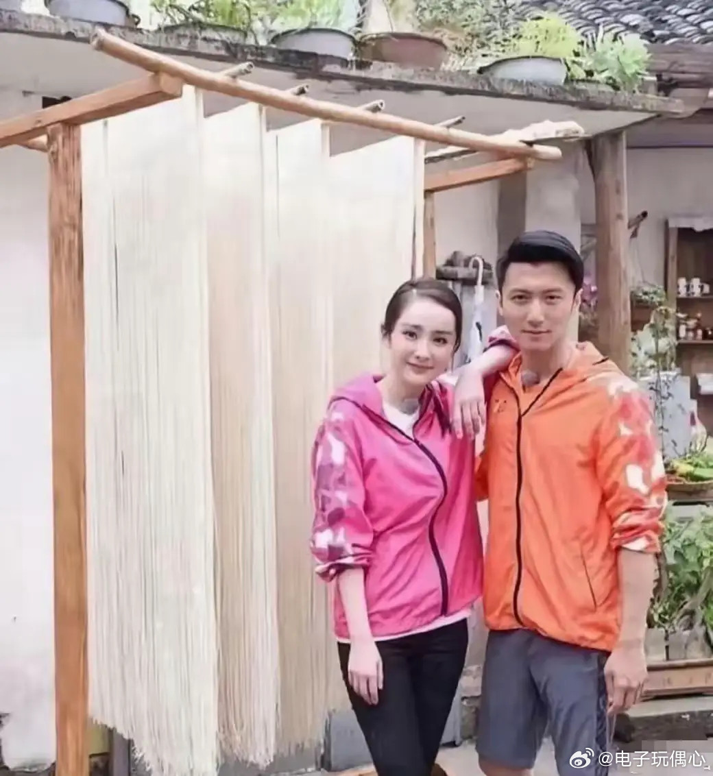 这是谢霆锋最想删的照片吧