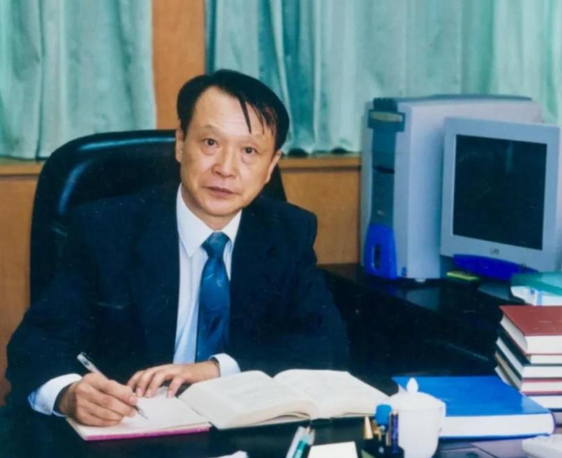 *国家最高科学技术奖得主向世界宣告，中国雷达技术可以发现8000公里外目标。