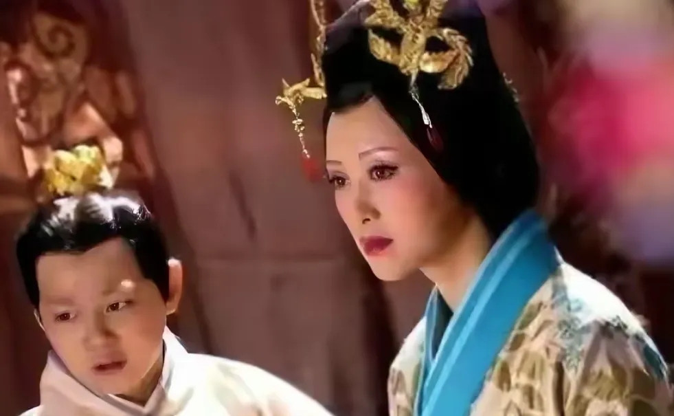 公元前88年，70岁的汉武帝刘彻，对着刚侍完寝的钩弋夫人说道：“如果我现在就要死