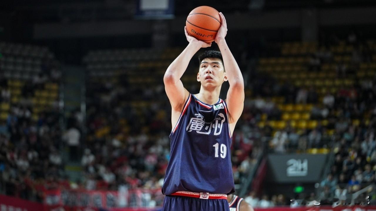 难怪徐昕没有回国家队集训，这是要走了！徐昕自从离开男篮集训队后就仿佛消失了一