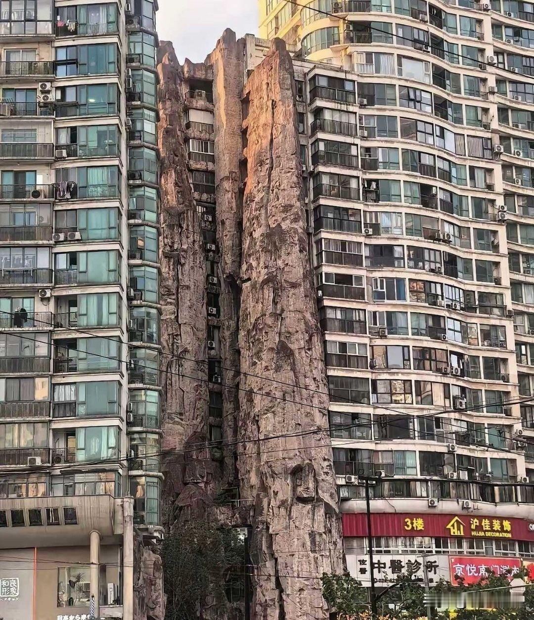 这个是真的还是假的啊！怎么可能有这样的楼！