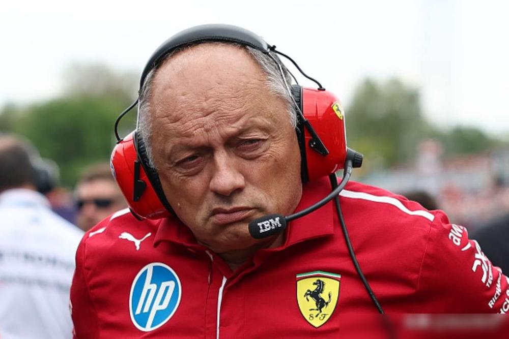 阿莱西，“法拉利，升级中断的借口是为保护破产而做出的尴尬尝试。”几个月来，