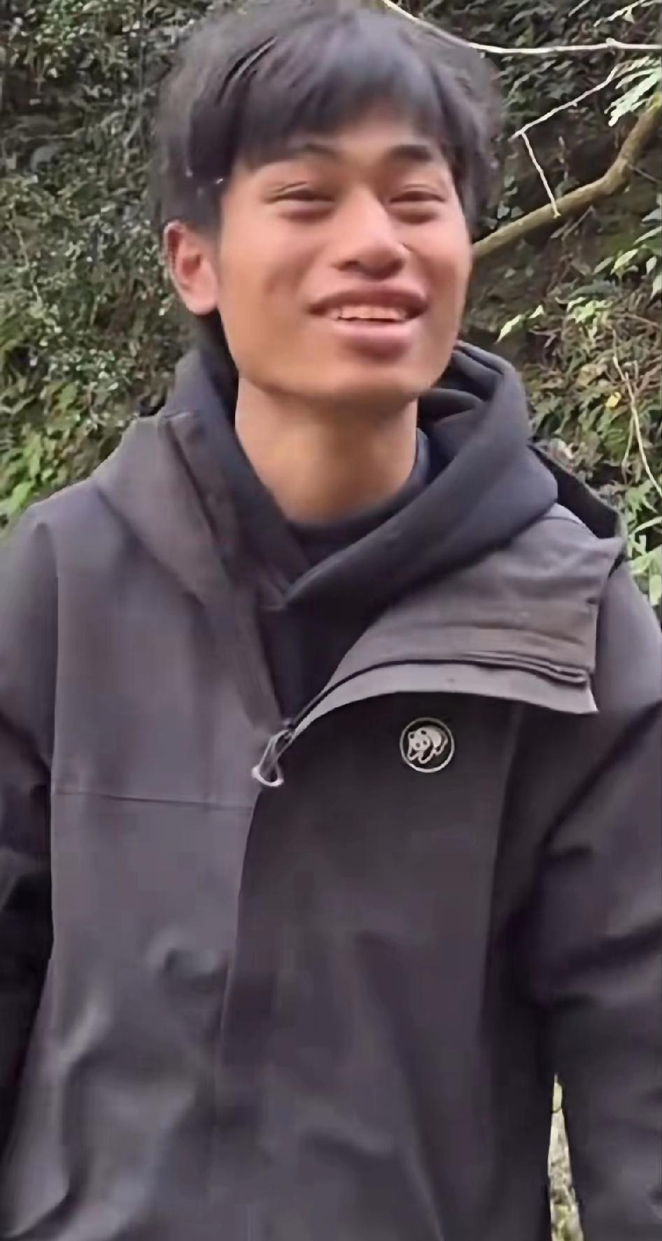 看看网暴都把林北折磨成啥样了？这才第十天，他匆匆忙忙就退赛了。退赛时候，