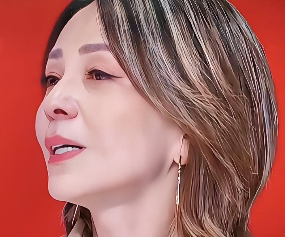 雪姨还是太善良了！在《姐姐当家》中，王琳彻底颠覆了我对她的印象，戏里她是嚣