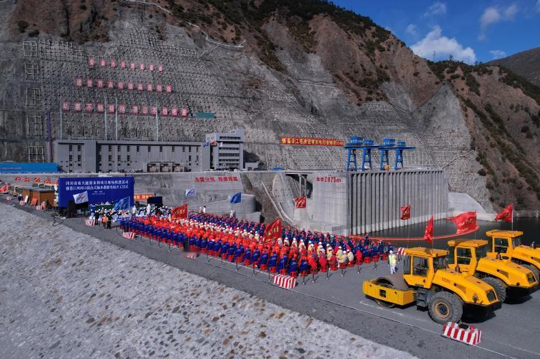 1.2万亿建雅鲁藏布江水电站，这才是真正的大国手笔8000万千瓦的装机容量，