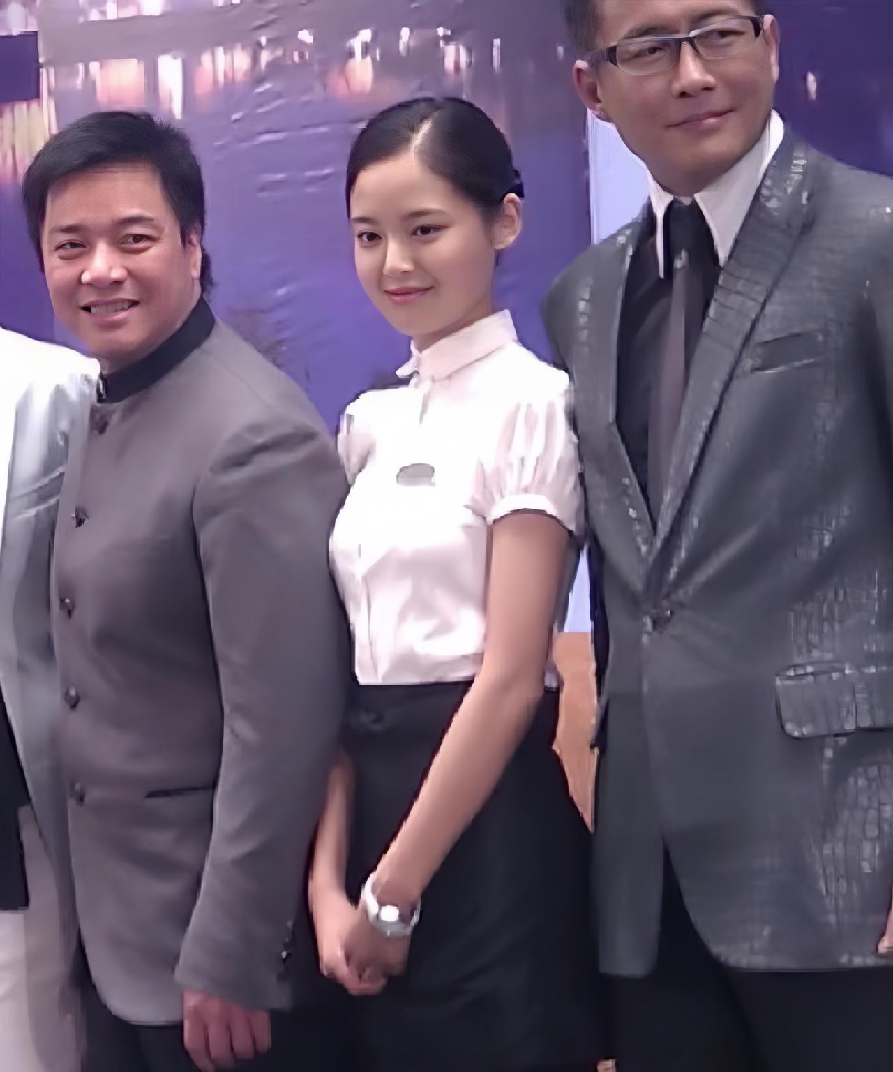 终于搞明白了当年经纪人为什么一眼看中辛芷蕾了当你看到这张照片，大概你就明白什