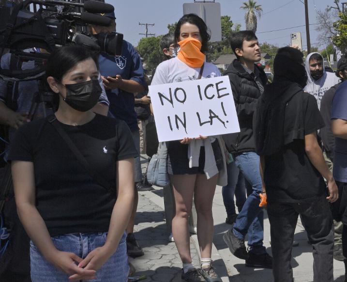 美国史上最大规模的驱逐行动，第一刀砍向了北方的明尼苏达州！随着2000多名联邦特