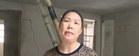 “太贪心了！”重庆，女子连续一个多月都听到1楼邻居装修的电钻声，她意识到不对劲，