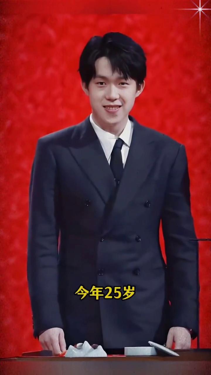 王楚钦不为人知的故事。谁也没想到，拿下WTT美国大满贯男单冠军的王楚钦今年25