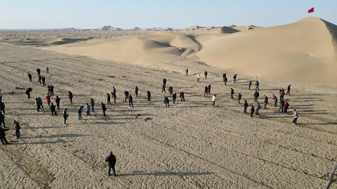 *蒙古国真是有些异想天开了！联合国防治荒漠化大会在乌兰巴托落下帷幕，蒙古把全球一