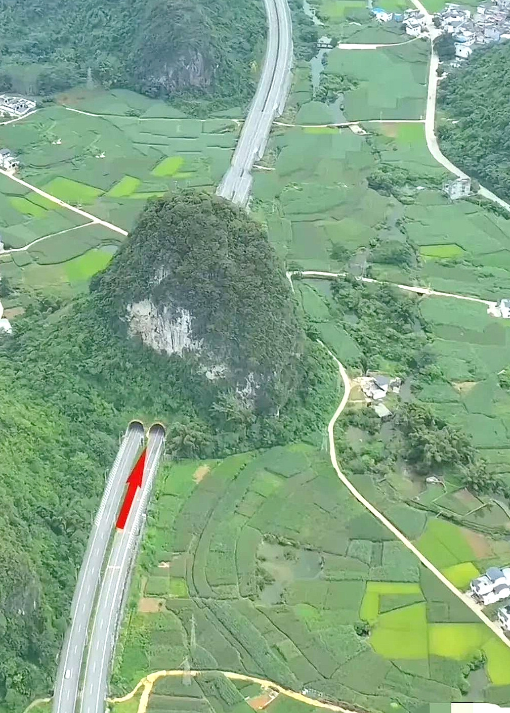 走边上绕绕再修路，会不会比打隧道更便宜？