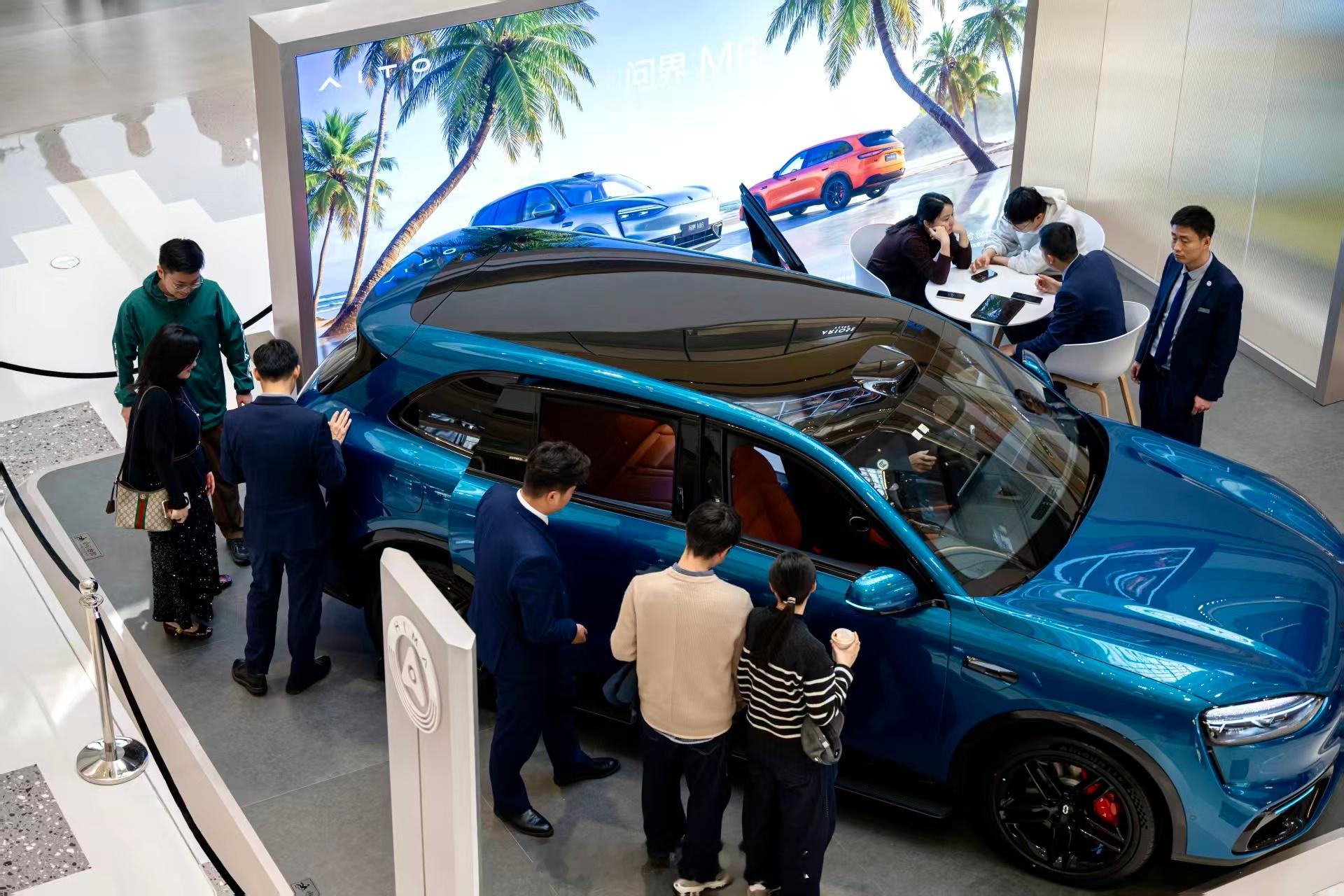 问界M6最快可一周提车新锐王牌问界M6自3月23日开启预订以来，订单火爆，累计