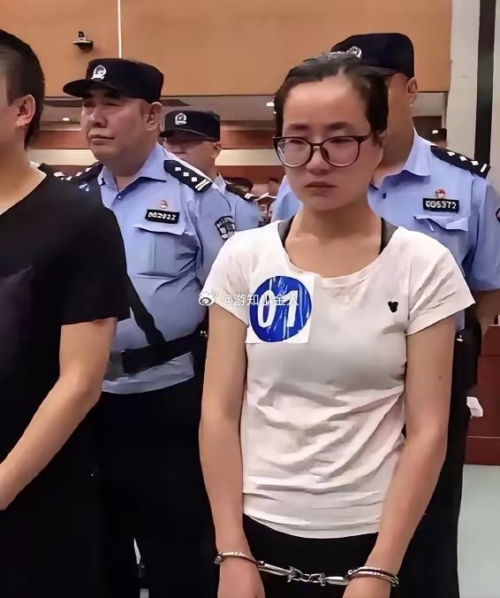 太毁三观了！名校硕士竟是黑道大姐，白天上课晚上诈骗，毁了40个家庭！2019年，