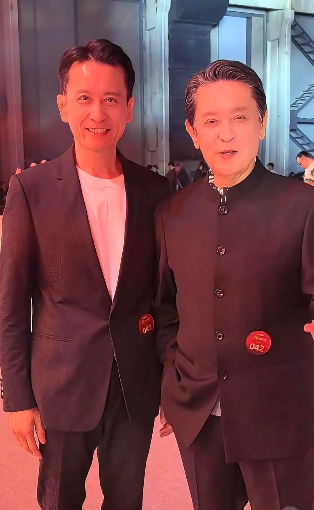 “白眉鹰王”77岁近照曝光，胡子没了！谁敢信，这老头竟是《琅琊榜》里那个……他