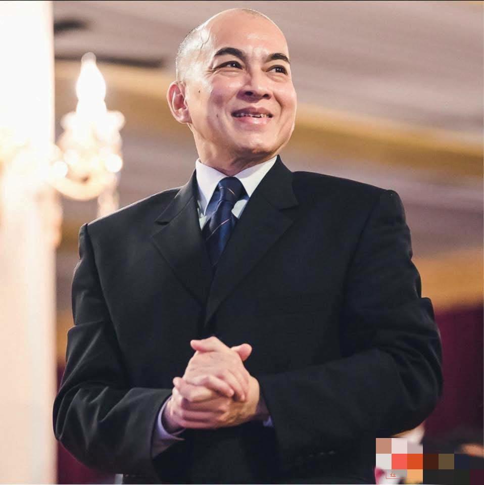 柬埔寨媒体说，西哈莫尼国王恢复得很好。不过西哈莫尼国王应该趁这次生病，好好休养