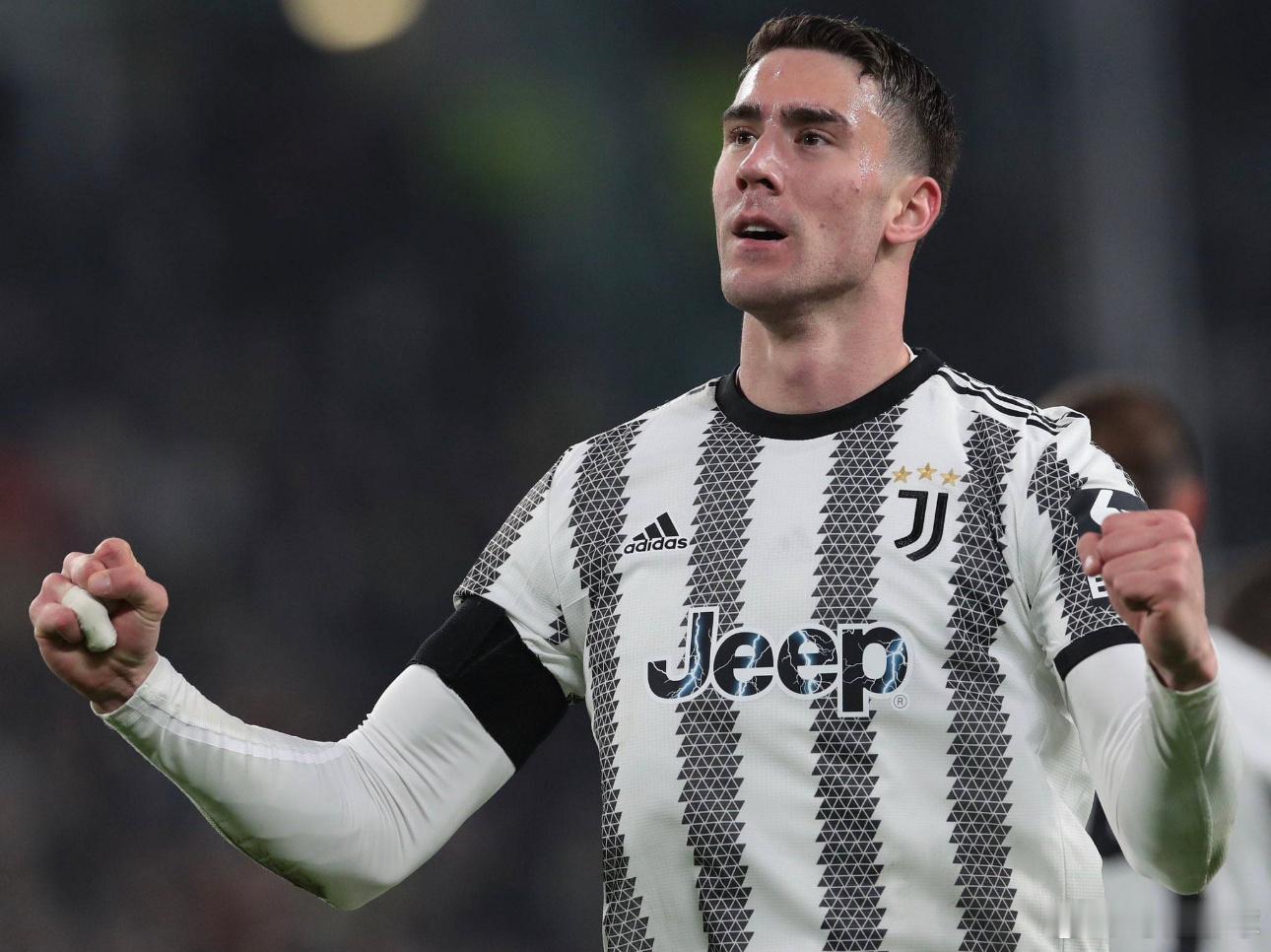 2月8日讯法国媒体footmercato报道，AC米兰、罗马、国米、巴萨、马