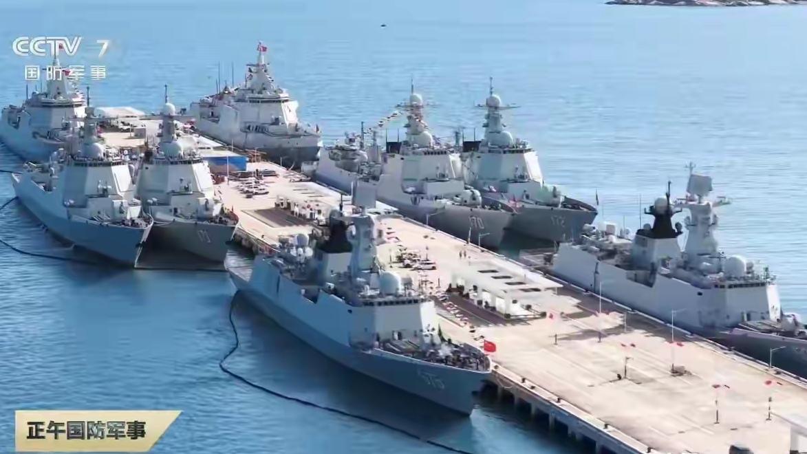 实话实说，原来北海舰队的“养老院”，我是亲眼目睹过，四艘老式051型驱逐舰停泊在