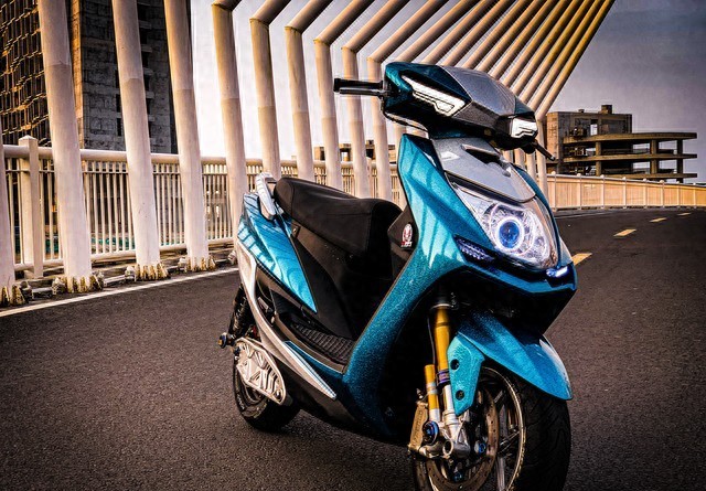 3500元买车，标称150公里实跑70公里，到底该信谁。我最近陪朋友看3500元左右的电动车，发现一