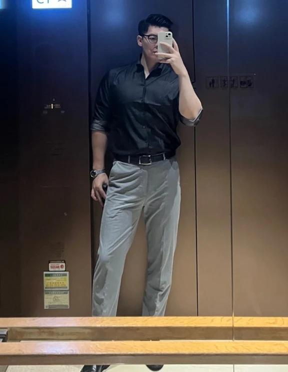 高估男人道德底线的女人离婚时最痛苦在佳人服务过的客户中，有一类女性在离婚时尤其