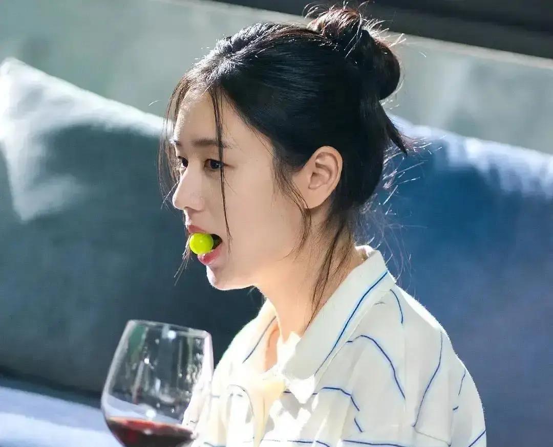 片酬涨3倍只用半年安恩真去年还是二线，今年拿下MBC视后，新戏《逆光》直接