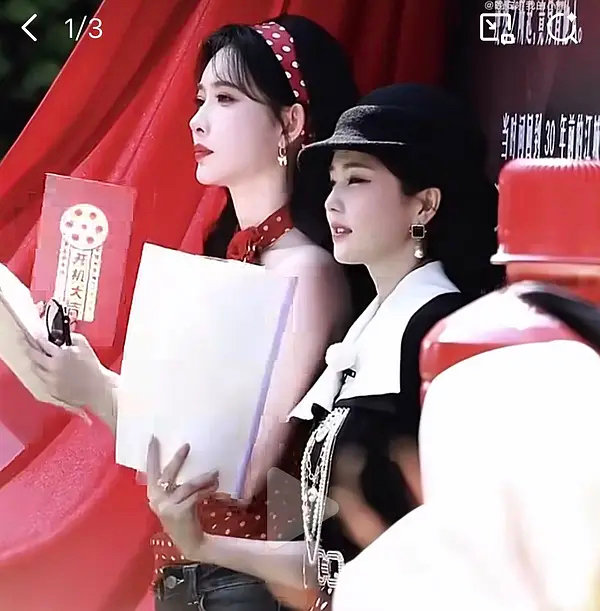 白鹿和孟子义同框，论整体孟姐赢了，论侧脸白鹿赢了