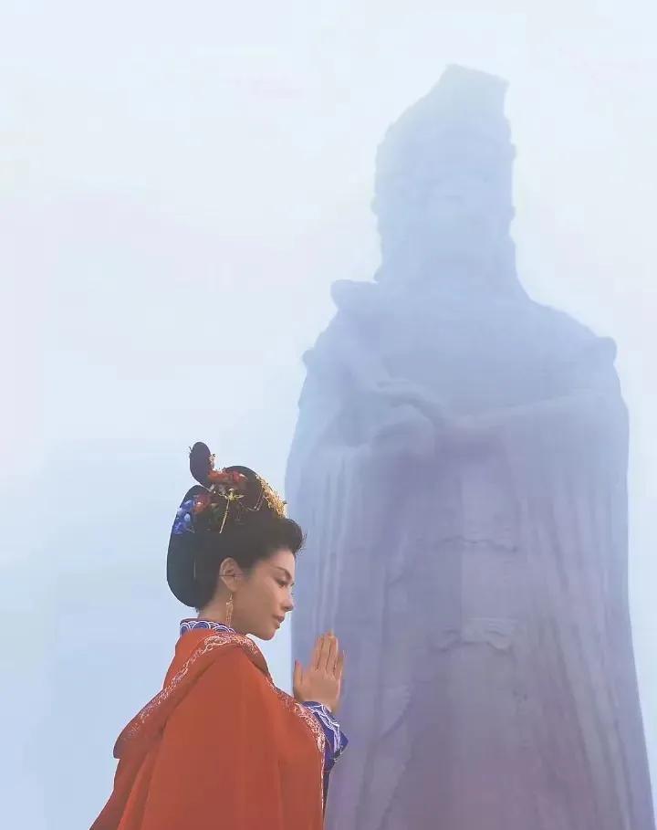 婚姻不顺是有迹可循的提前知晓并通过一些调整，会利于情感的发展每个人的命局都有