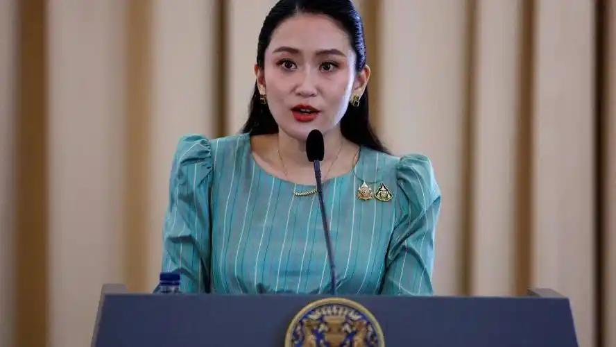 泰国宪法法院拿不出像样的证据，证明佩通坦与洪森私人通话，被洪森挂网上违宪。佩通坦