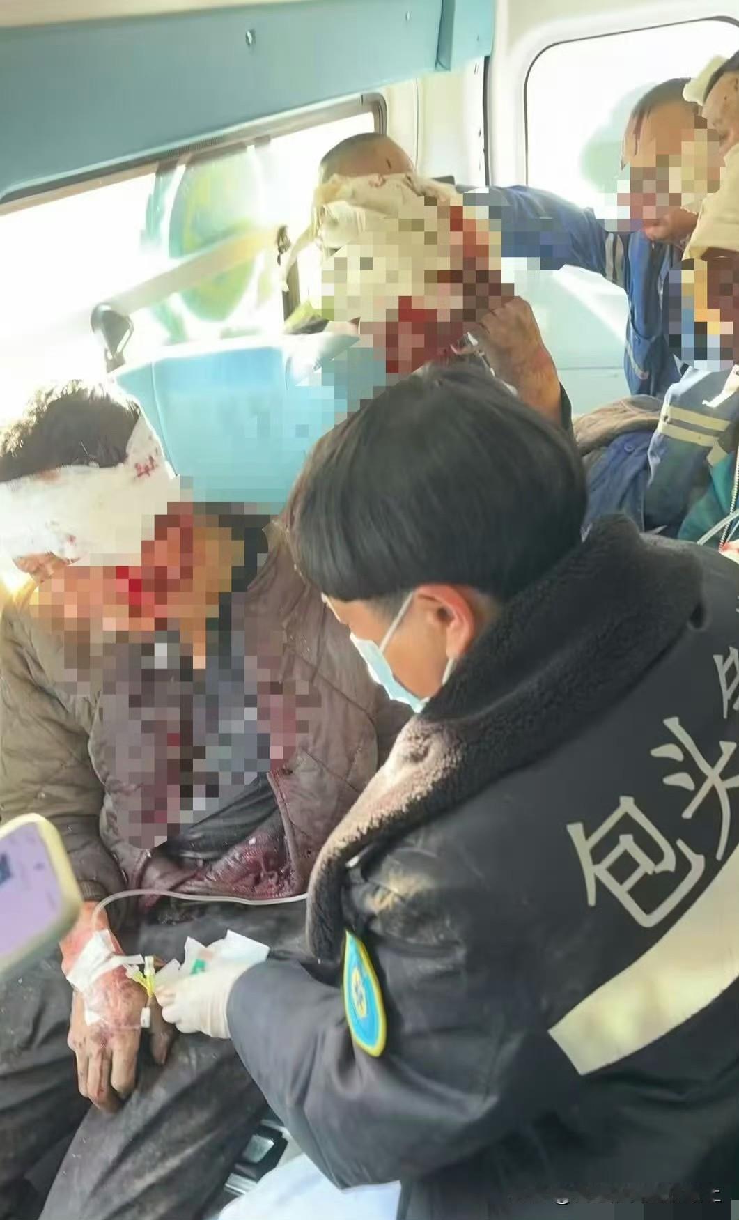 以前老人都在的时候快到过年的时候我们都很开心。我奶却常说，“过年关，过年关，