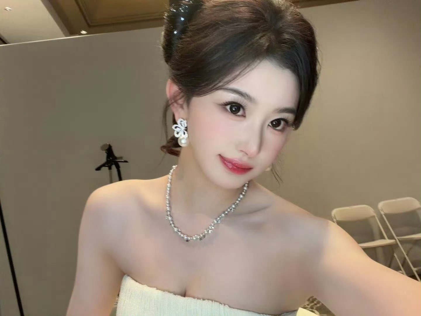 孔雪儿回应自己被说像鞠婧祎说自己没有像鞠婧祎，也不存在回应什么