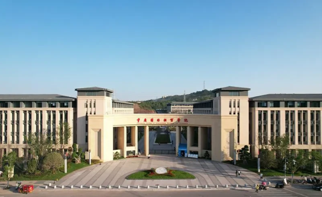 重庆一学院出现亡人事故，事发当时同学一度施救未果！5月20日，重庆对外经贸学院