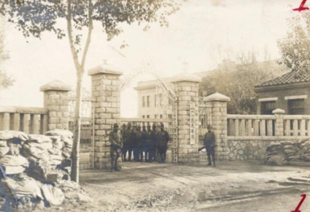 少年铁证：15岁高中生携日军侵华相册走进纪念馆，以历史锚点回击遗忘