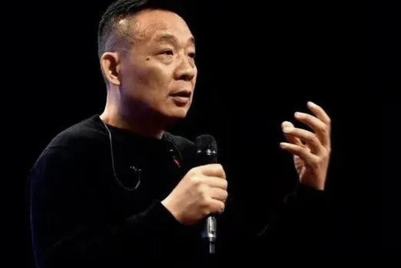 于东来又来上课了：给家里花钱，别超过你收入的三成！于东来最近说了句话，我第一反应是：老板，您是先知还