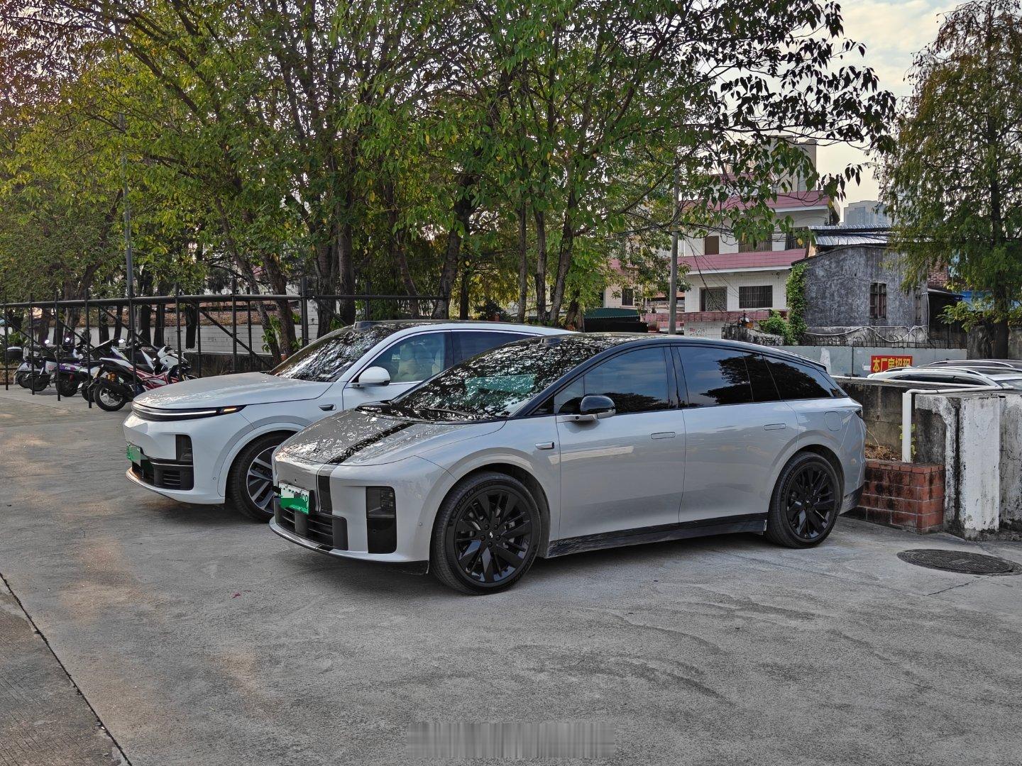 理想i6越看越顺眼，如果有理想i7就更好了。