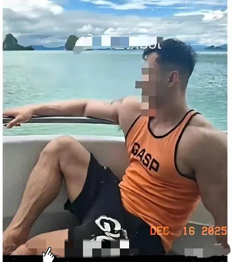 大瓜啊，西安一健身教练被指勾引45岁有夫之妇。这个教练叫魏某xing，34岁，凭