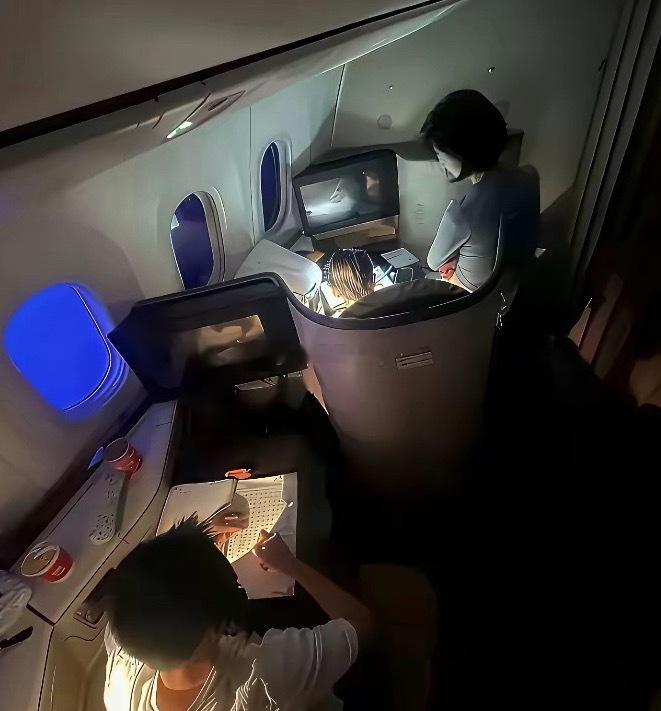 有钱人家的孩子更卷