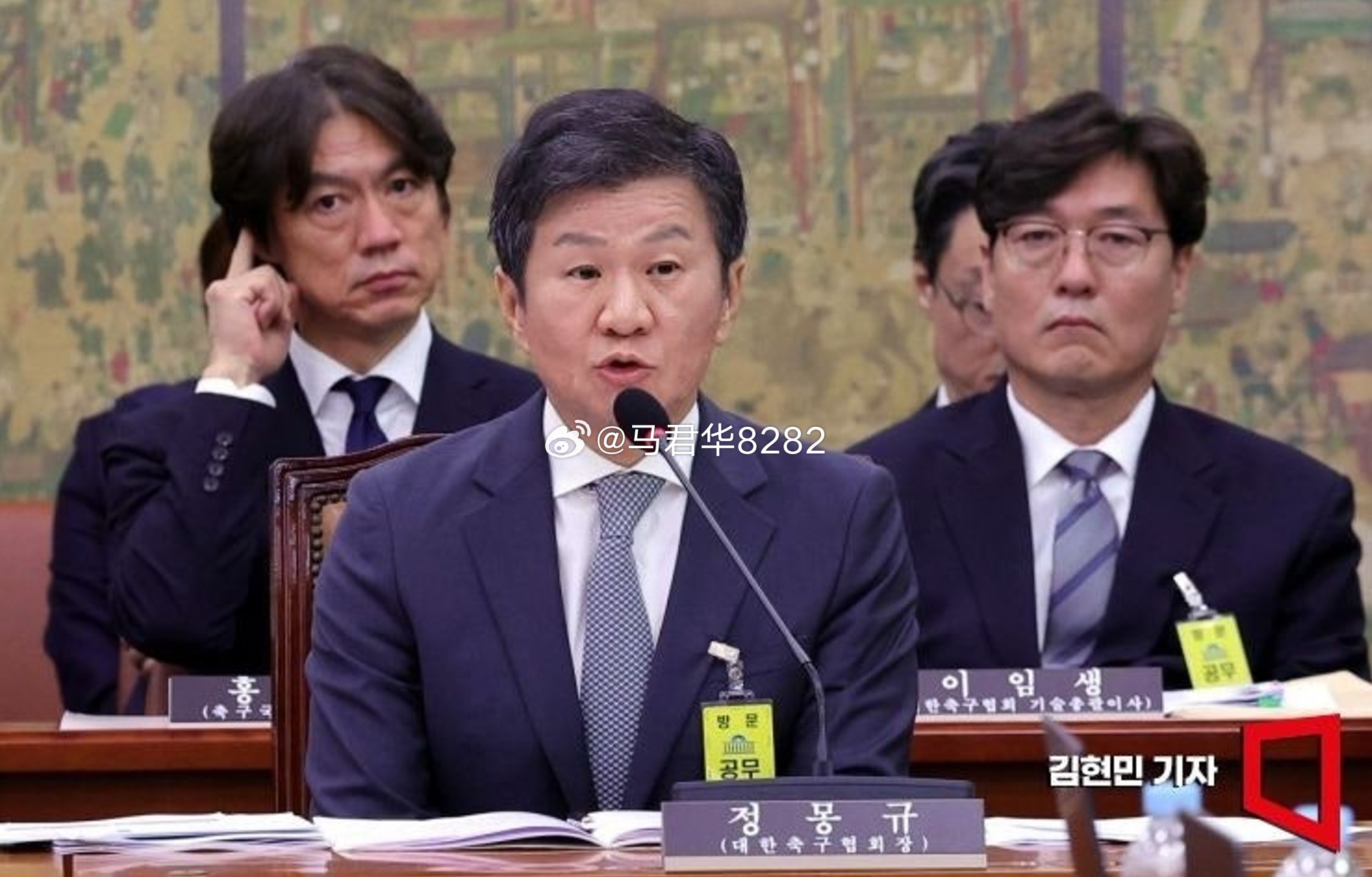 韩国淘汰韩国足协主席郑梦奎已经在世界杯开始前辞职了，把洪明甫一个人放在火上烤。