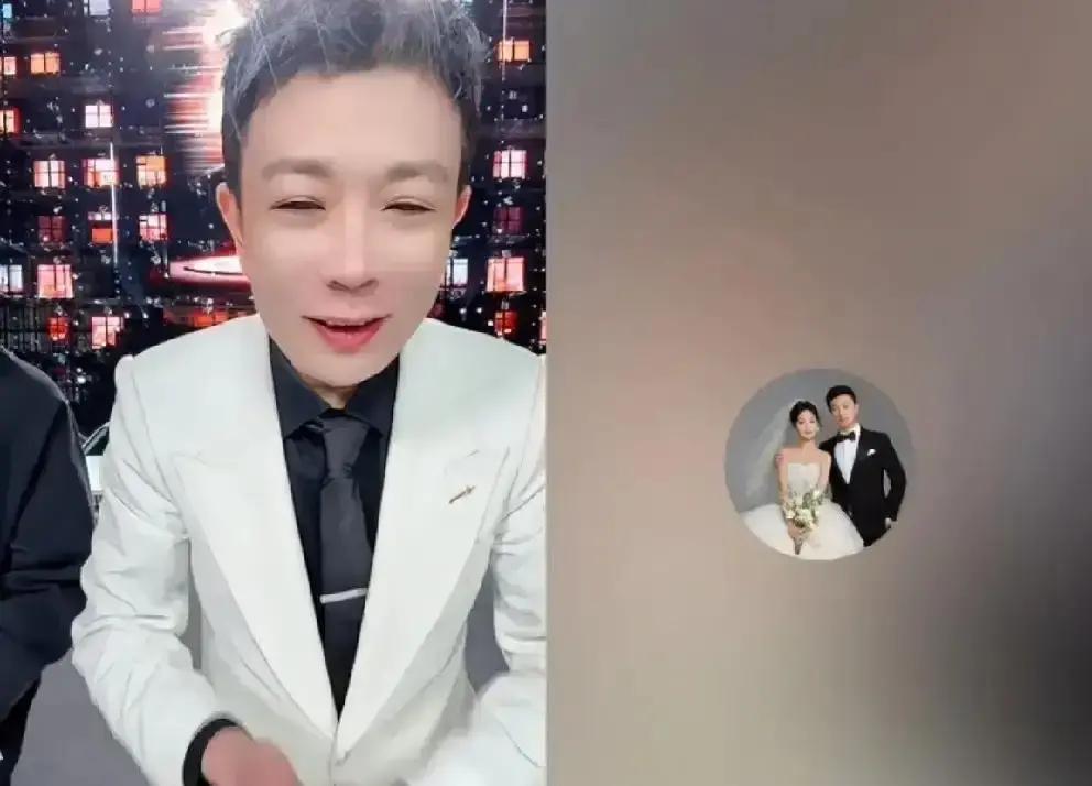 陈先生停播7天损失3亿曝光今天复播，1.2亿人涌进直播间。黄金项链秒没，后