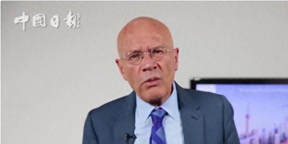 英国学者坦言：美国之所以一直针对中国，是因为中国犯了一个大错。一个建国才二三百年