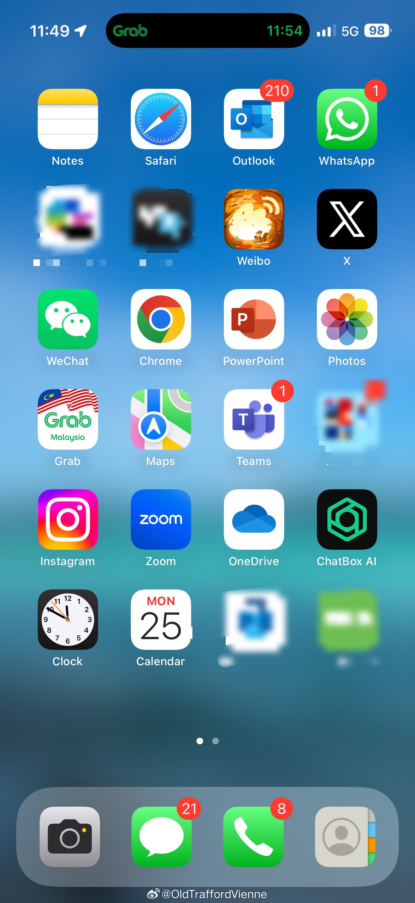 在马来发现Grab图标都换上国旗了🇲🇾[doge]​​​