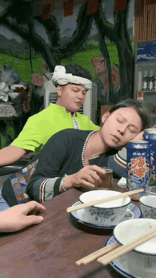 闺蜜是故意的吗？好不容易有人上手了，她这样做，是怕我早一点嫁出去吗？[呲牙笑]