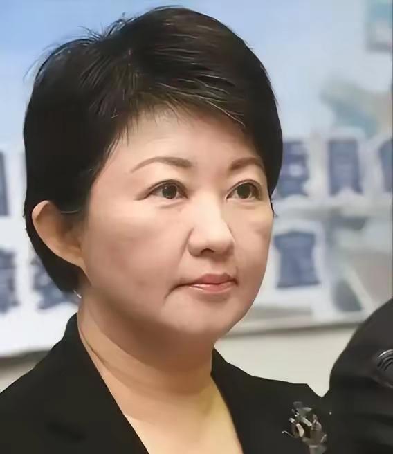 台中市长卢秀燕发表声明，赖清德前几天还拍着胸脯说，2034年之前台湾绝对不缺