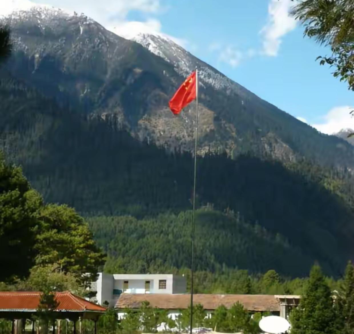 解放战争那么多国民党军部队起义，现在是不是都裁完了！还真不是！西藏军区山地52