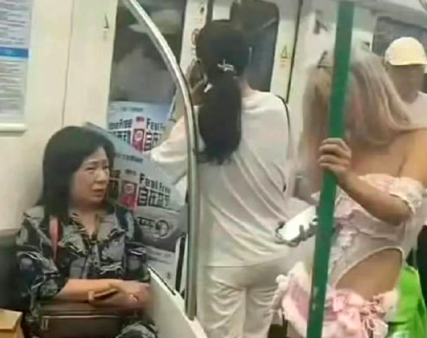 阿姨在想什么？