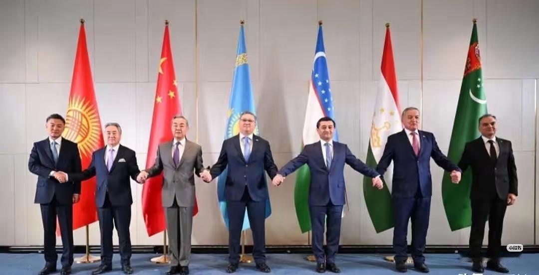 什么!欧盟这步棋太冒险了,居然把中国两家炼油厂和中石油香港公司列进对俄制裁名单,