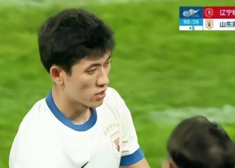 双帅雕琢！买乌郎强势爆发，两段历练铺就成长之路针对泰山小将买乌郎本赛季的强势崛