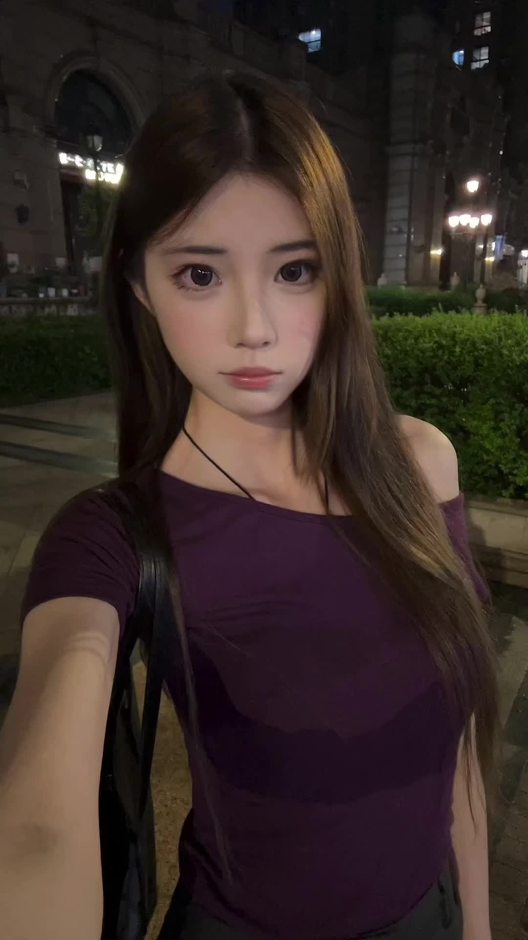 和前男友分手的这段时间里，我答应了一个对我很好的男生，答应他的那一刻有...