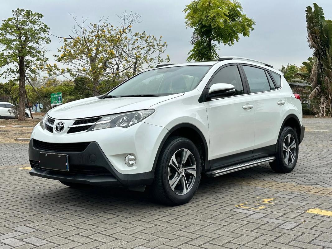 RAV4提车必装清单（新手直接抄）：记录仪+脚垫+防踢板+遮物帘，总花费约230