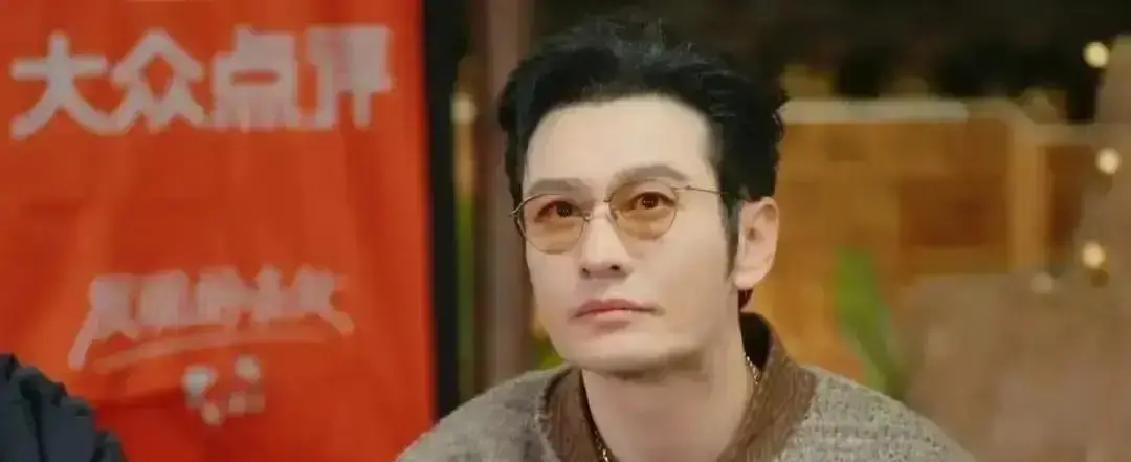 零下4℃冰水救人18年没人提那天黄晓明把刘亦菲从九寨沟瀑布拖上来，自己冻得