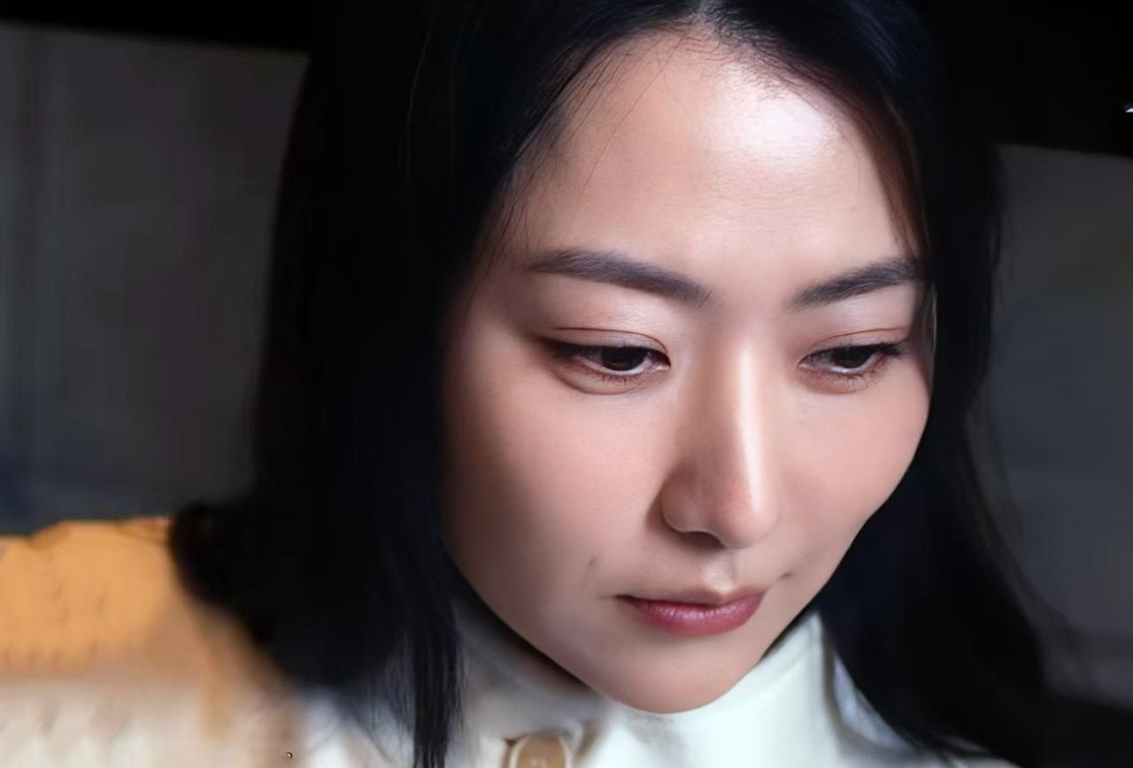 《以法之名》：江敏真的帮王大有伪造了病历吗？无稽之谈！先来看几个细节：1.江